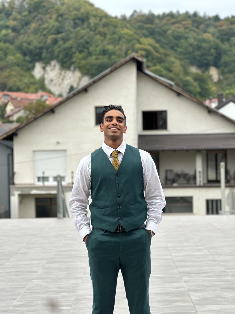 Portrait of Vijay Nanhoe, co-founder of humanfirewall